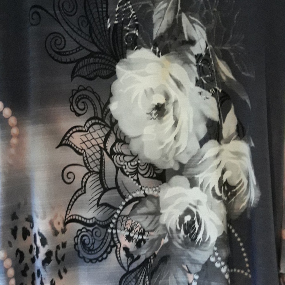 Top - Picture 4 of 5